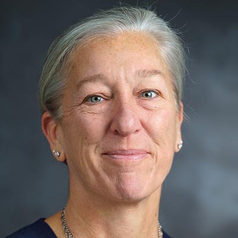 Kelly Callahan headshot