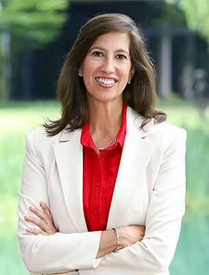 Paige Alexander headshot